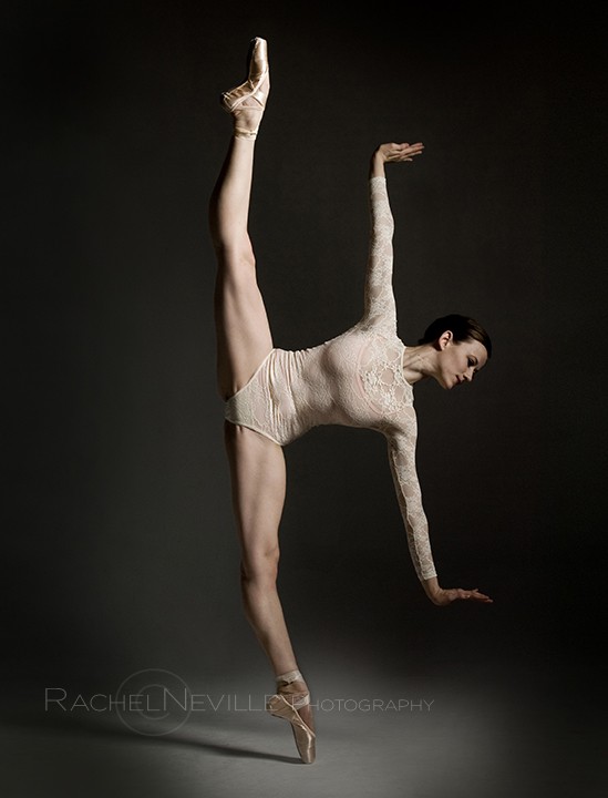 dancer poses contemporary