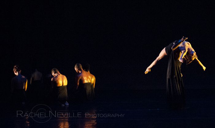 dance iquail live performance photo by dance photographer rachel neville