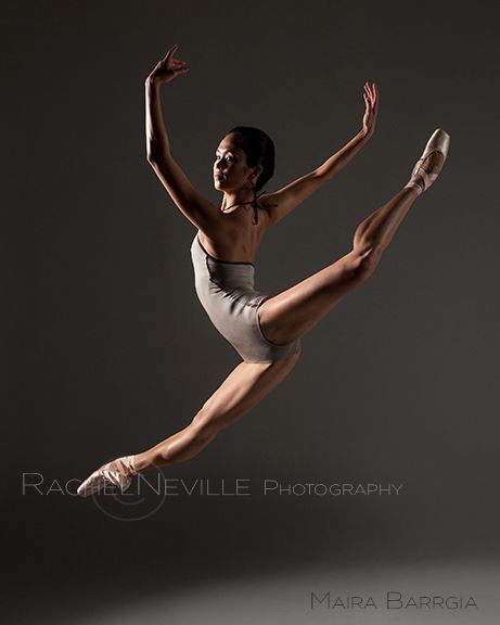 jete pointe shoe dancer jumping audition photo tips