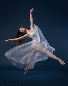 dance audition photos white ballet dress white pointe shoes photographer tips auditions